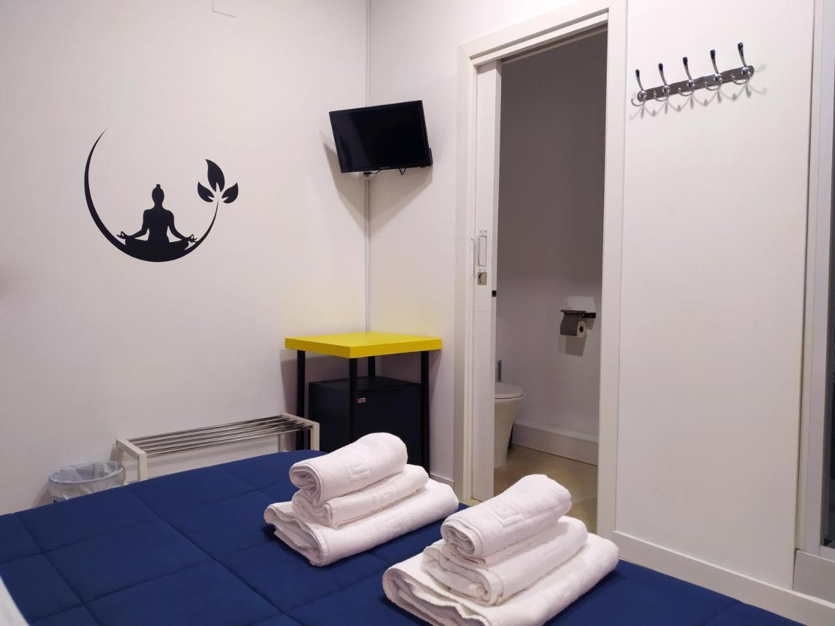 Flats Friends Plaza De La Reina Hotel Valencia Ngoại thất bức ảnh