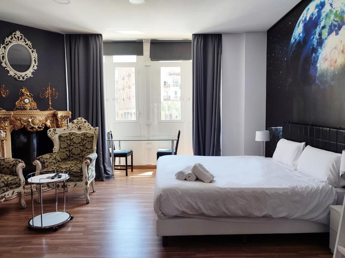 Flats Friends Plaza De La Reina Hotel Valencia Ngoại thất bức ảnh