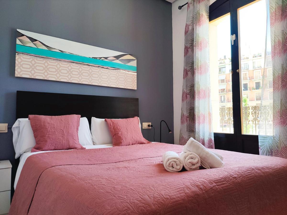 Flats Friends Plaza De La Reina Hotel Valencia Ngoại thất bức ảnh