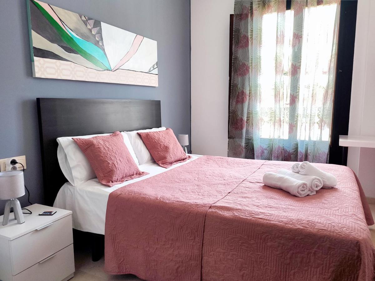 Flats Friends Plaza De La Reina Hotel Valencia Ngoại thất bức ảnh