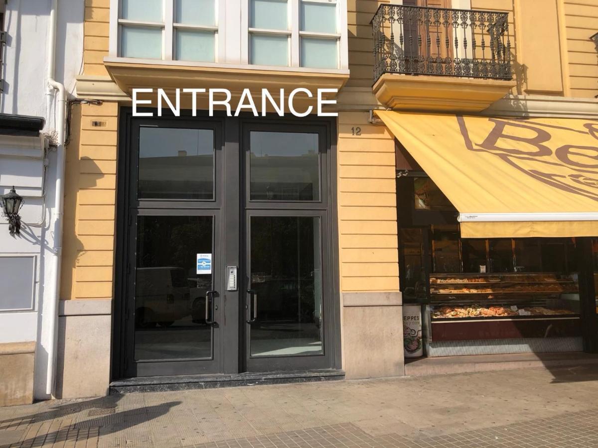 Flats Friends Plaza De La Reina Hotel Valencia Ngoại thất bức ảnh